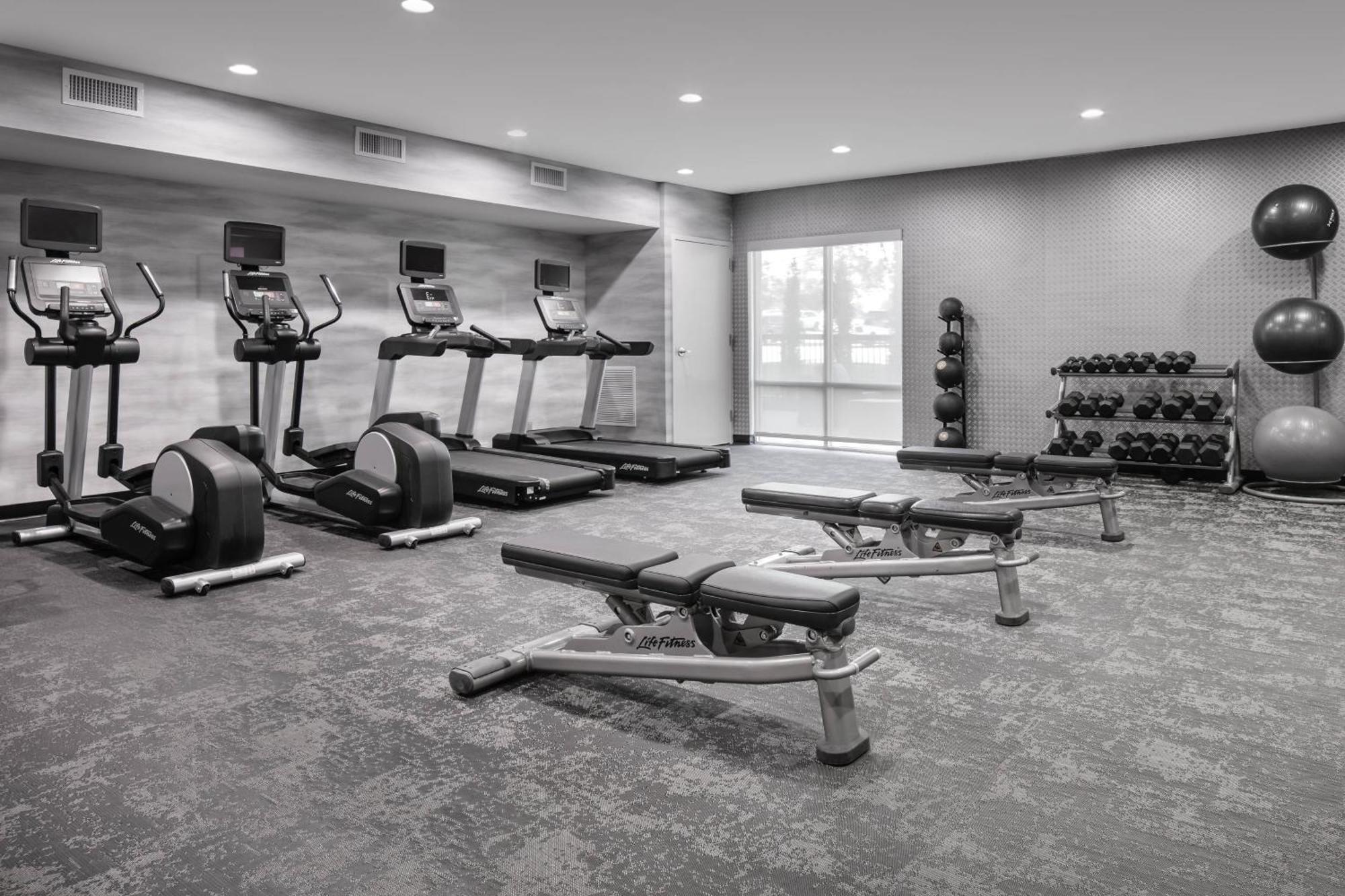 Fairfield Inn & Suites By Marriott Tulsa Central Exteriér fotografie